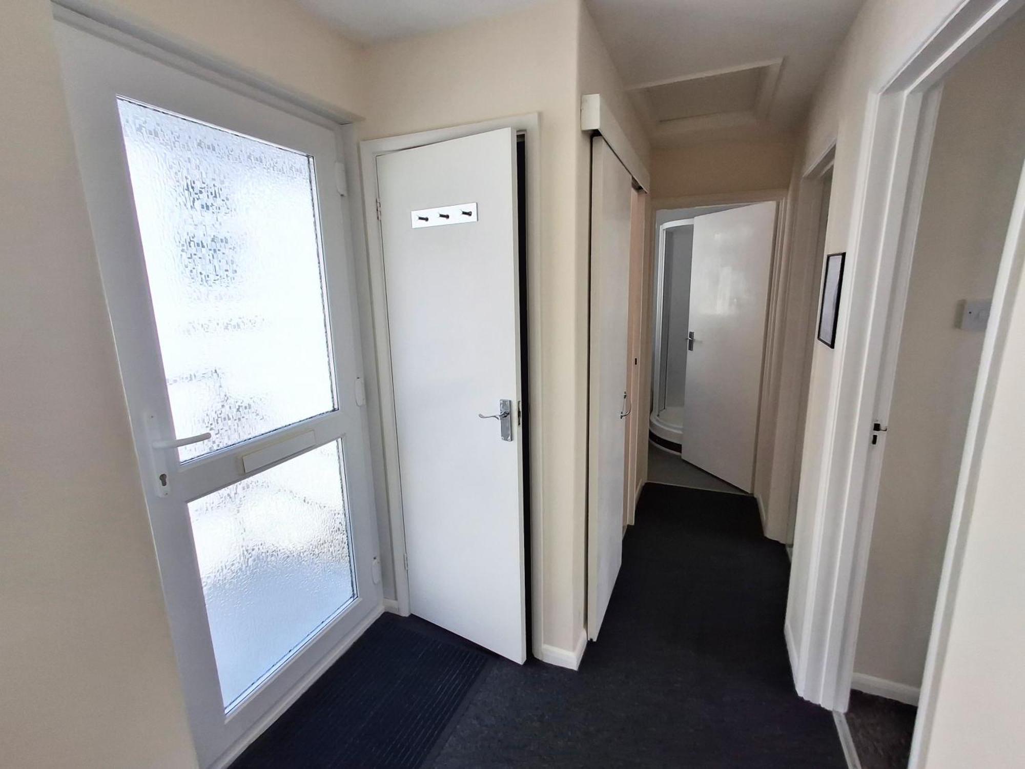 Apartment Loe Bar